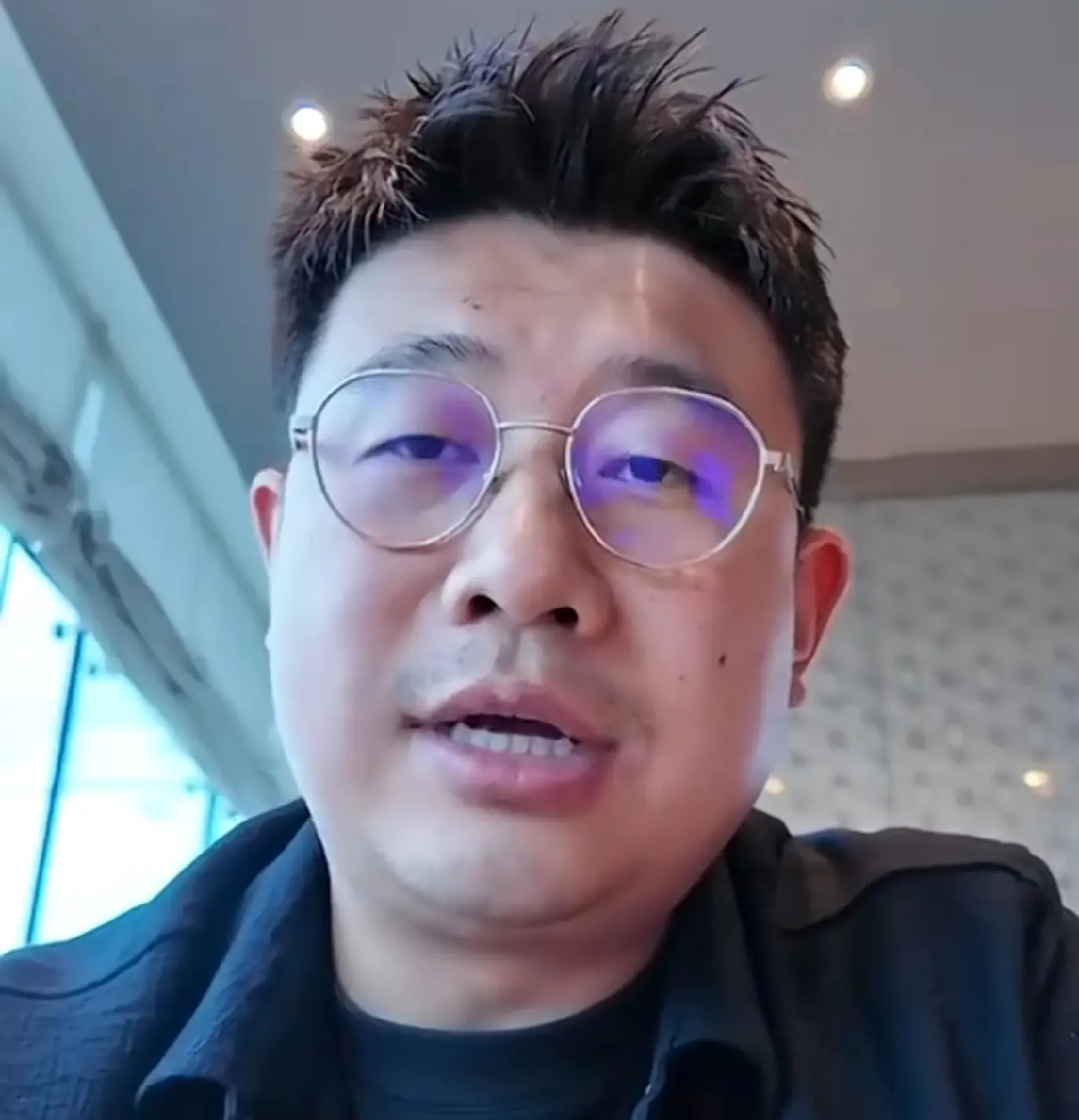 个空间型内, entit, 才能够满足