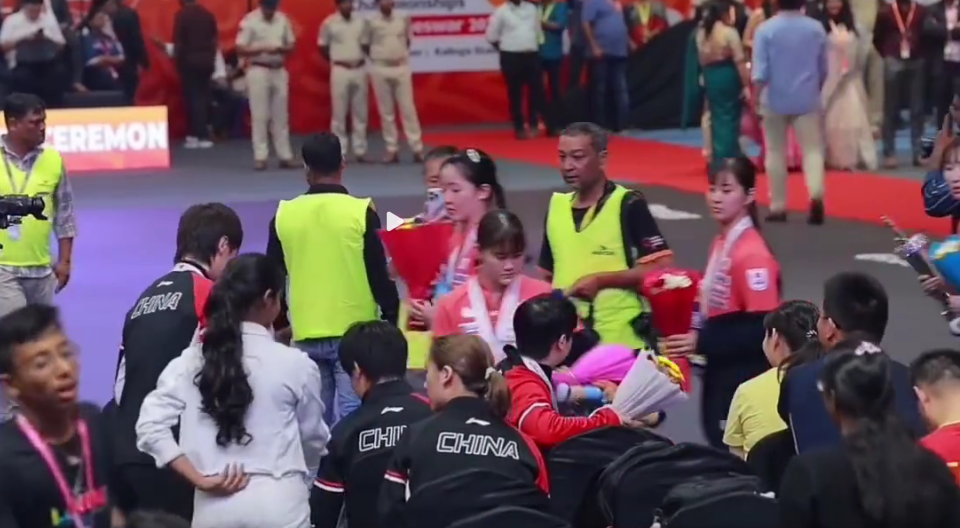 tDGzJ, 和孙颖莎交